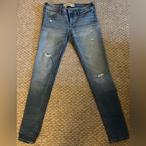 Hollister skinny jeans size 3s w26 L29
